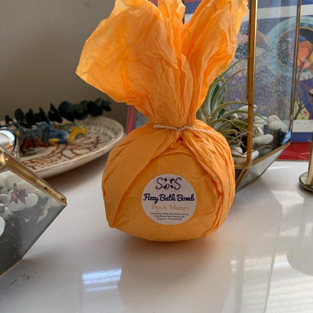 Save our Skin Fizzy Bath Bomb Peach Mango